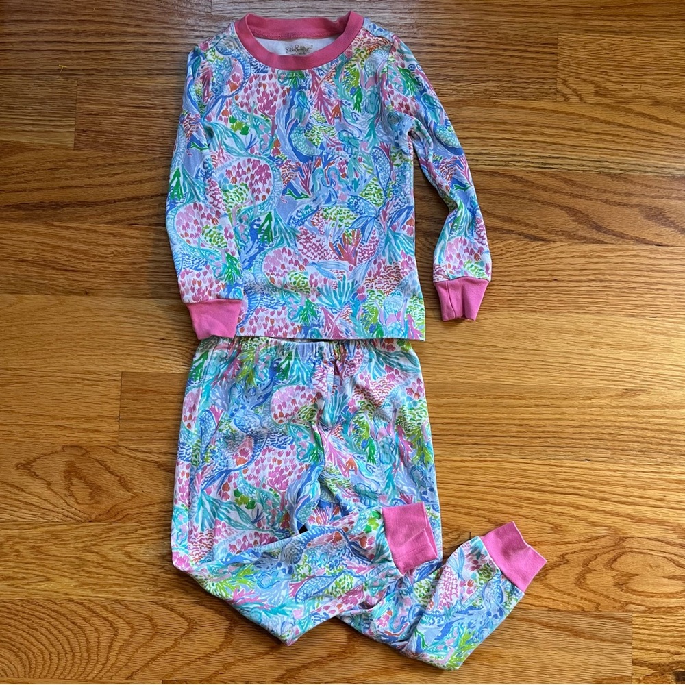 Lilly Pulitzer x Pottery Barn Kids pajama set size 4